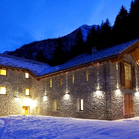 Bed and Breakfast Dresalwoald Грессоне-Сен-Жан Экстерьер фото